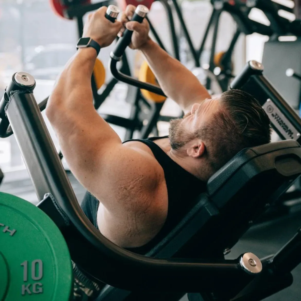 INCLINE PEC FLY ISO-LATÉRALE BLACK SERIES