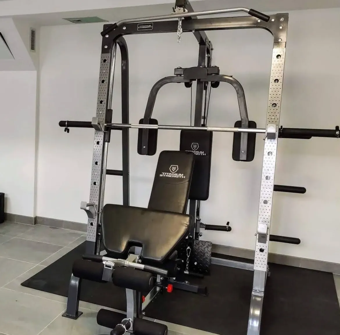 Multipower - Smith Machine Avec Poulie Haute et Basse