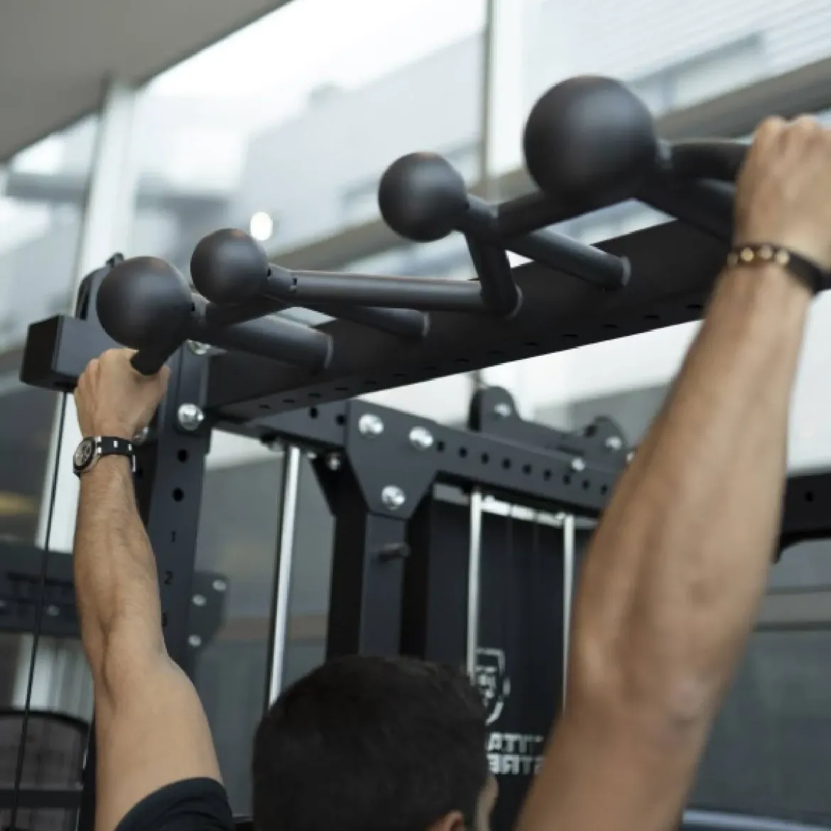 Smith Machine Multifonctionnelle B500 PRO - Machine Smith Commerciale à Double Poulie + Rack