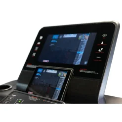 TAPIS DE COURSE MULTIMÉDIA PROFESSIONNEL TM900 TFT AVEC ÉCRAN TACTILE DE 16” - 22 KM/H