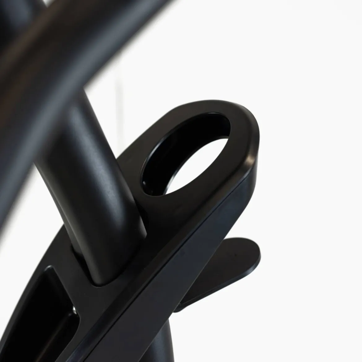 VÉLO D'APPARTEMENT VERTICAL COMMERCIAL ST900 LCD